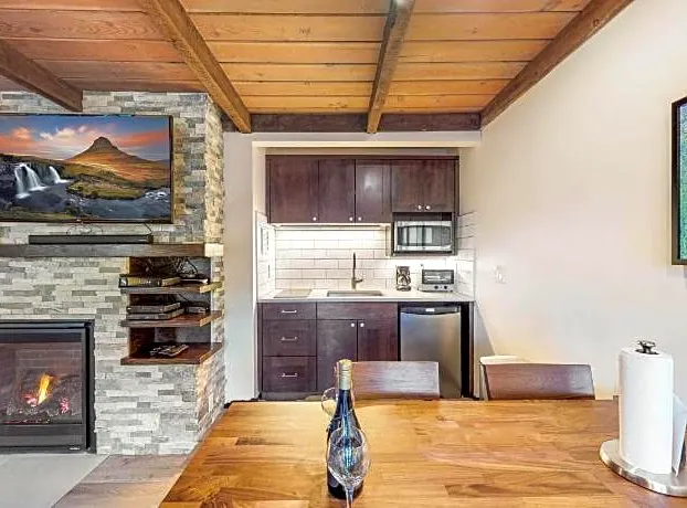 Willows - CoralTree Residence Collection hotel detail image 3