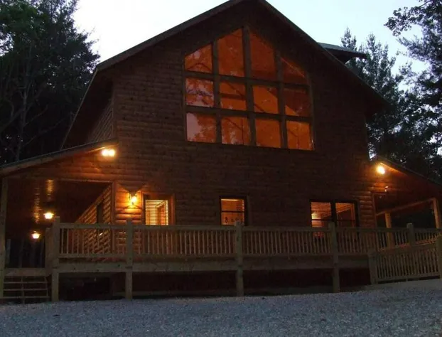 Cherokee Dream Mountain Lodge hotel detail image 2