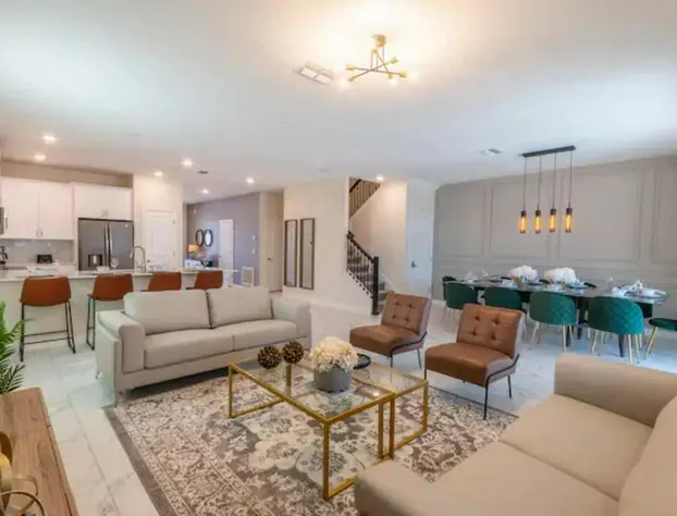 Surprise Kids Robin Hood Comes w Water Park Resort hotel detail image 4