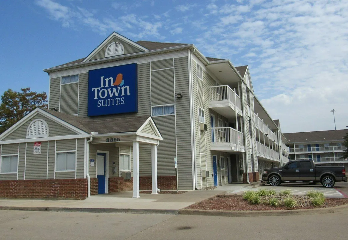 Intown Suites Extended Stay Dallas Tx - Park Central hotel hero