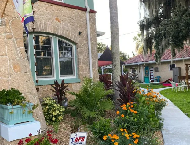 Ms. Maggie's South Country Inn hotel detail image 3