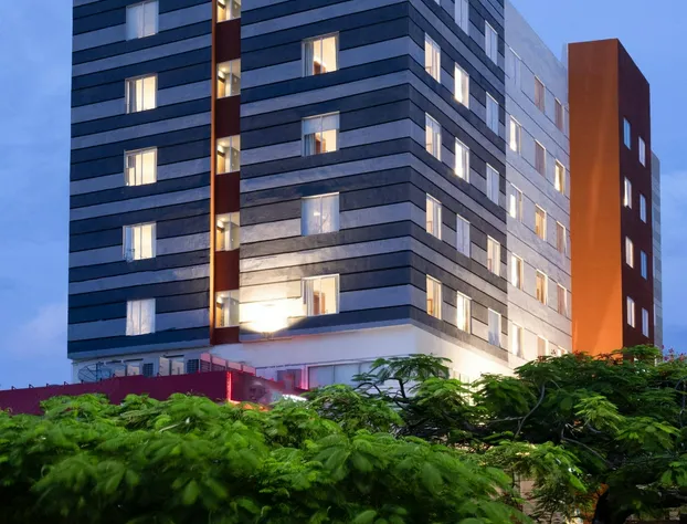 Fairfield Inn & Suites by Marriott Cancun Downtown hotel detail image 1