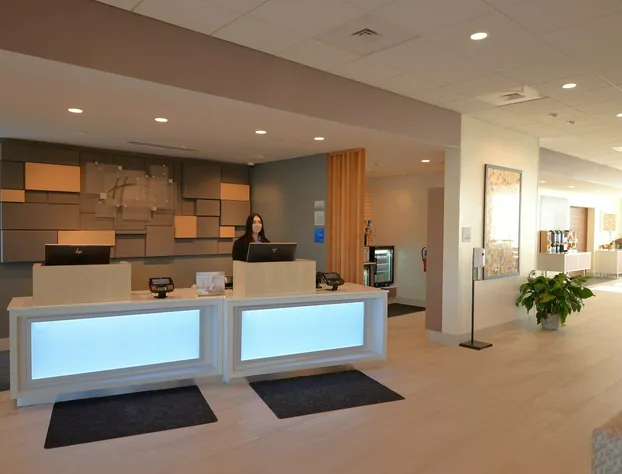 Holiday Inn Express & Suites Onalaska La Crosse Area by IHG hotel detail image 4