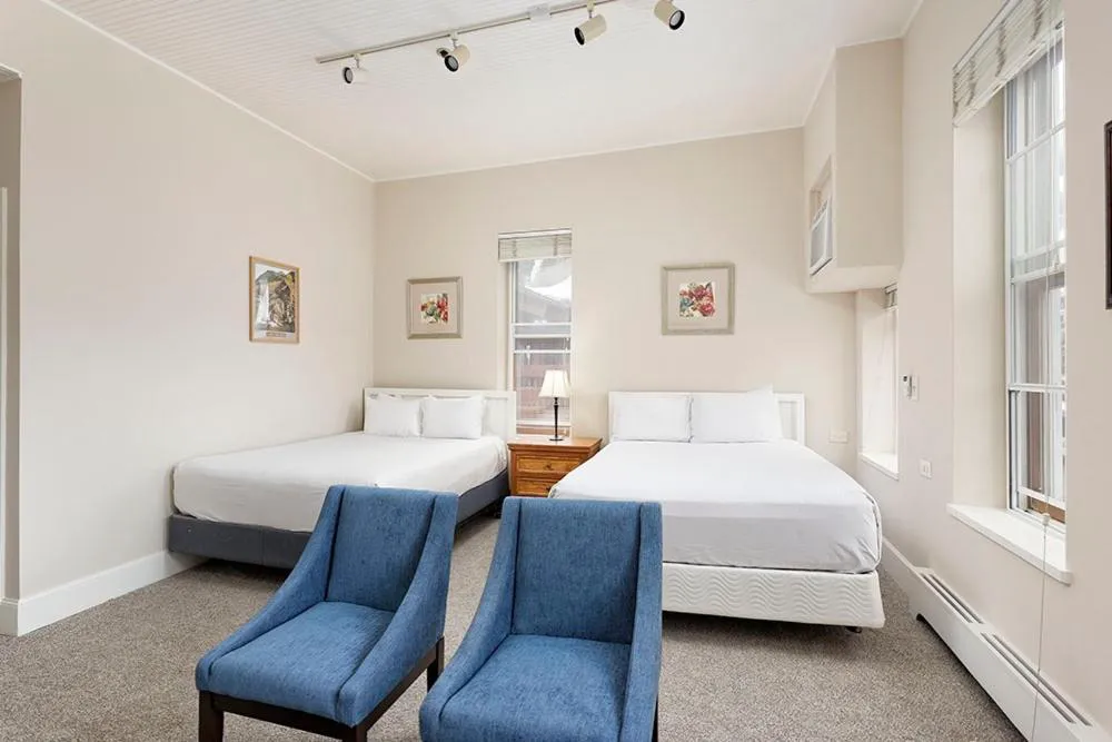 Independence Square Unit 213 hotel hero