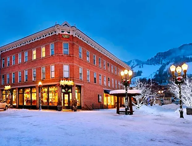 Independence Square 202, Hotel Room Over-looking the Mall and Aspen Mountain hotel detail image 1