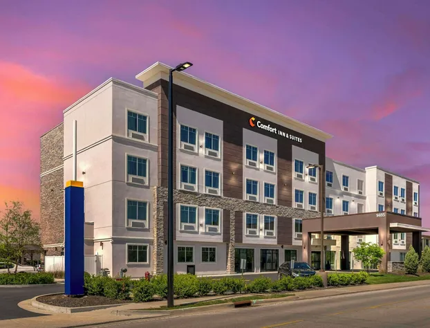 Comfort Inn & Suites Clarksville - Louisville North hotel detail image 1