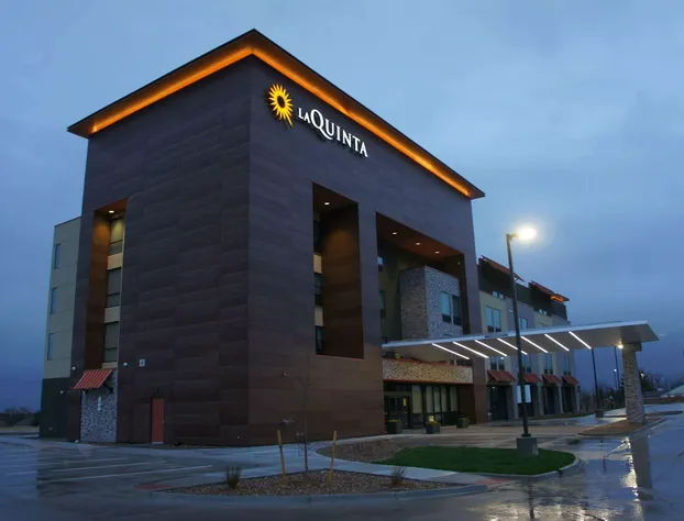 La Quinta Inn & Suites by Wyndham Littleton/Red Rocks hotel detail image 2