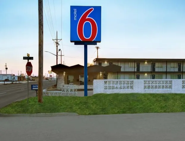Motel 6 Hereford TX hotel detail image 1