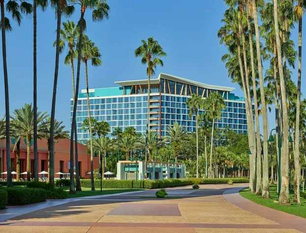 Walt Disney World Swan Reserve hotel detail image 3