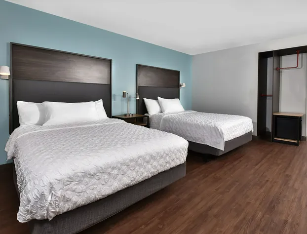 Tru by Hilton Beckley hotel detail image 4