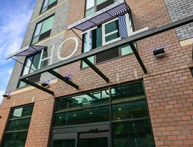 Casa Blanca Hotel Brooklyn hotel detail image 2