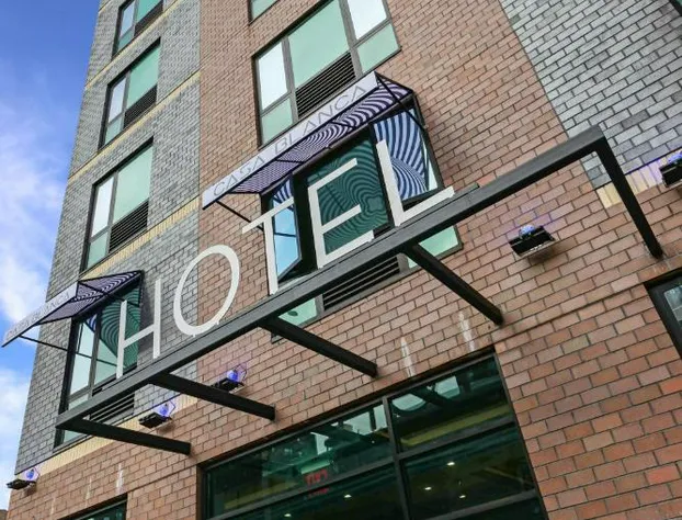 Casa Blanca Hotel Brooklyn hotel detail image 3