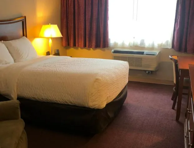 Cayuga Blu Hotel hotel detail image 1