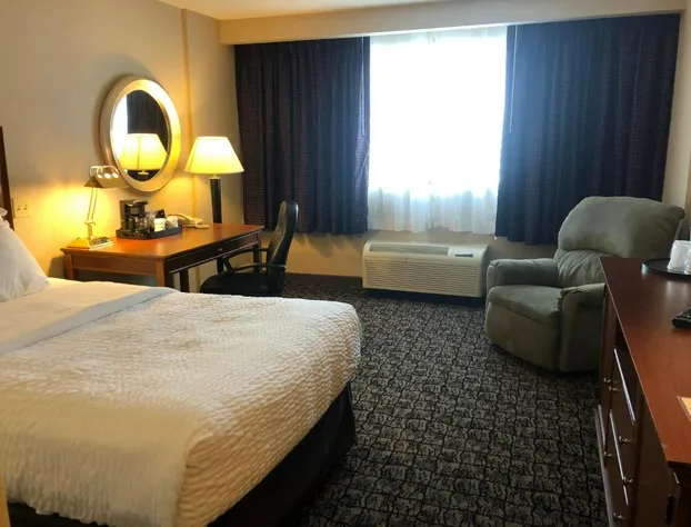 Cayuga Blu Hotel hotel detail image 3