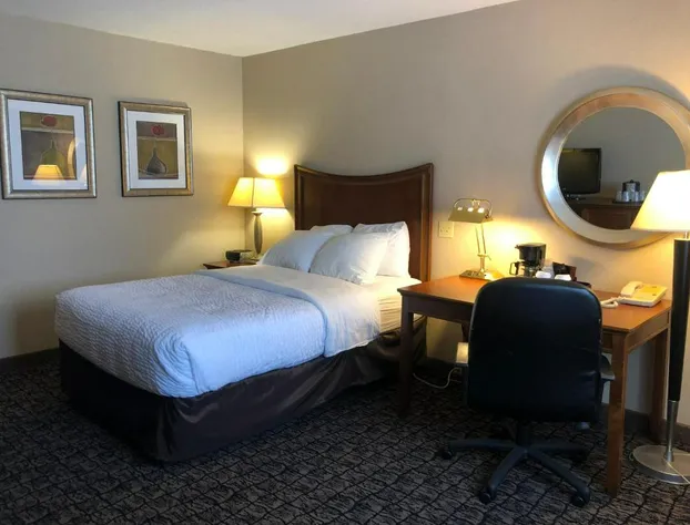 Cayuga Blu Hotel hotel detail image 4