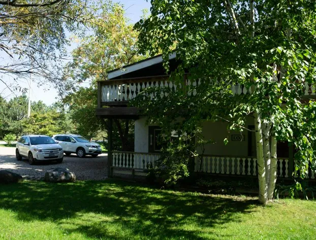 Tyrolean Village Resorts at Blue Mountain hotel detail image 3