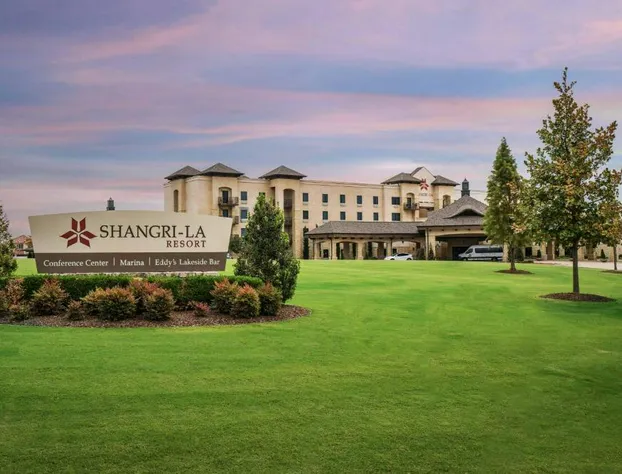 Shangri-La Resort hotel detail image 4