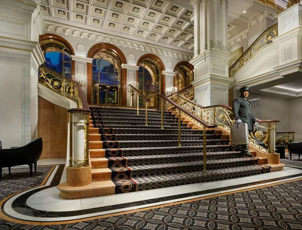 The Towers at Lotte New York Palace hotel detail image 4