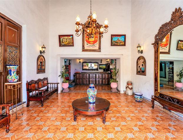 Hotel Santa Lucía hotel detail image 4