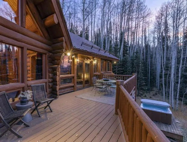 The Tucker Inn hotel detail image 1