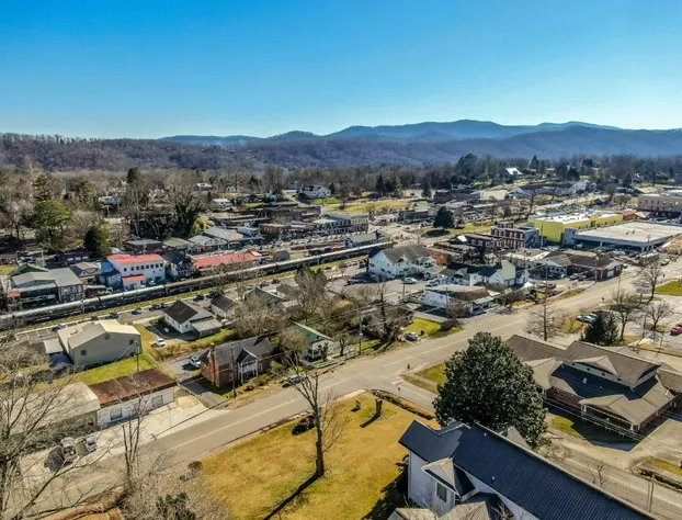 ALOFT in Blue Ridge - Downtown Blue Ridge hotel detail image 1