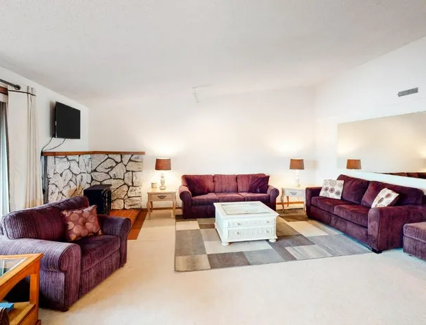 Rainbow Rock 303 hotel detail image 2