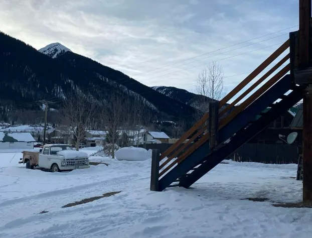Canyon View Motel- Family w Queen Daybed Trundle hotel detail image 2