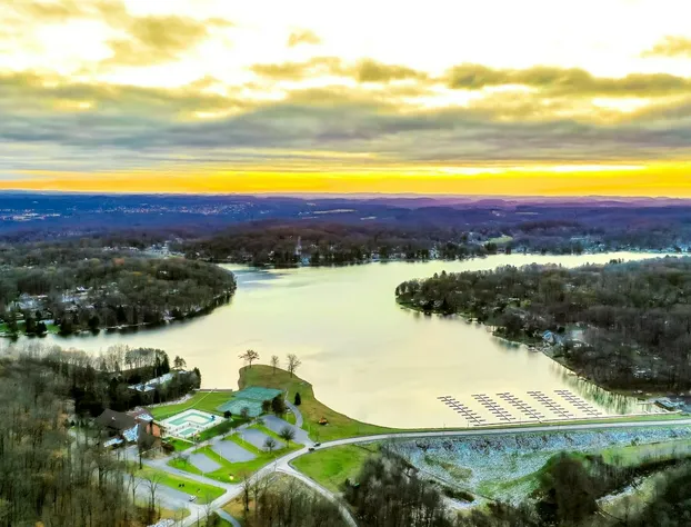 Crown Resorts at Wolf Run hotel detail image 3
