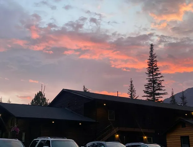 Spruce Lodge hotel detail image 4