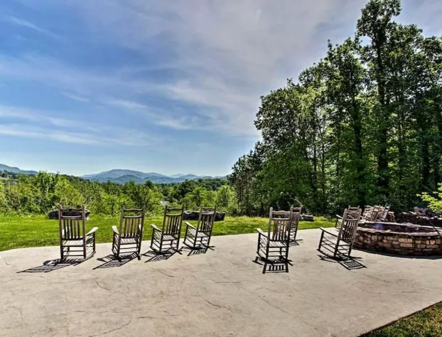 Smokies Sanctuary with Mountain Views and Resort Perks hotel detail image 1