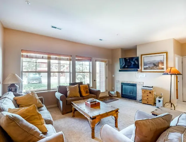 Waterside C104 hotel detail image 1