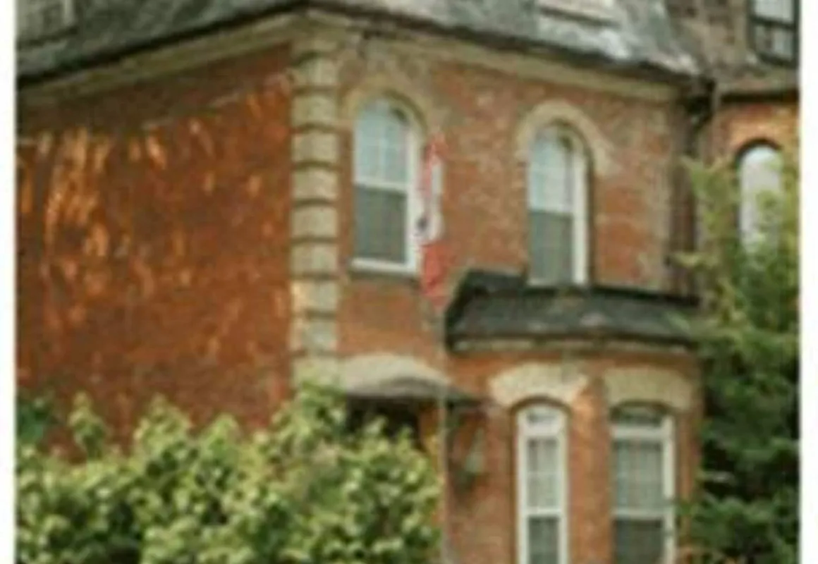 Pimblett's Downtown Toronto B&B hotel hero