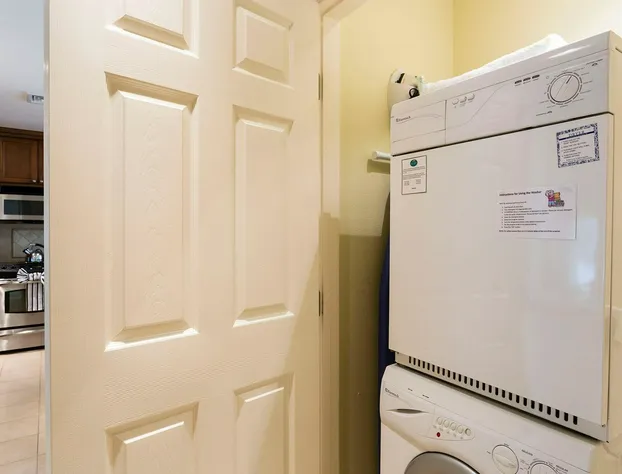 RVH 170 Centre Court Escape hotel detail image 4