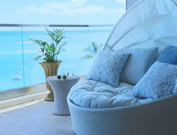 Aston Waikiki Beachside hotel detail image 2