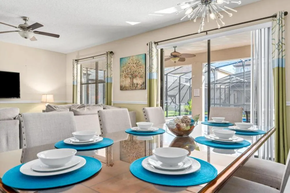 Disney Best Secret 7 Miles To Disney - World - Champion Gates Resort 9 Beds 26 Sleepers Free Water Park hotel hero