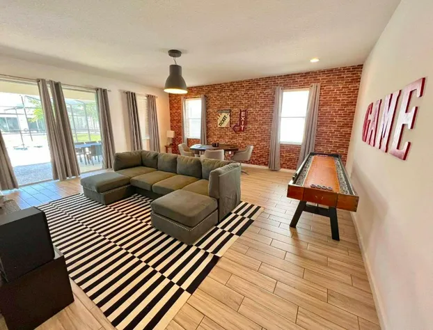 Sonoma Resort 7 Bedroom Vacation Home with Pool 1849 hotel detail image 1