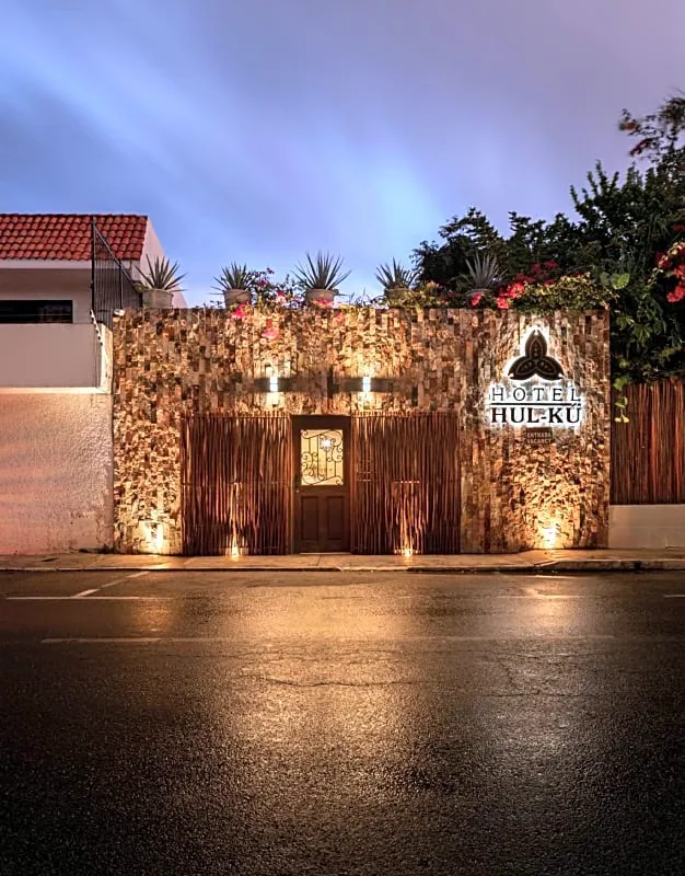 Hotel Hulku hotel hero