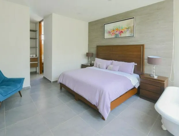 B Nayar hotel detail image 2