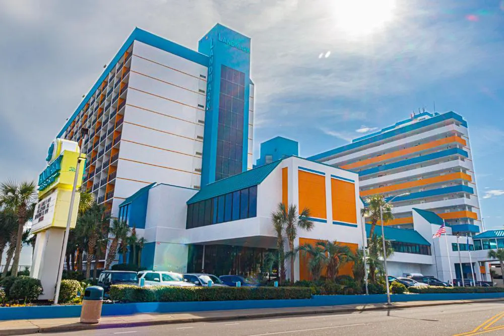 Oceanview 1 Bedroom Suite Landmark Resort 1250 Perfect for a couple or party of 4 hotel hero