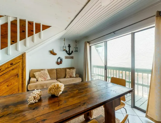 Beachwalk #6 hotel detail image 1