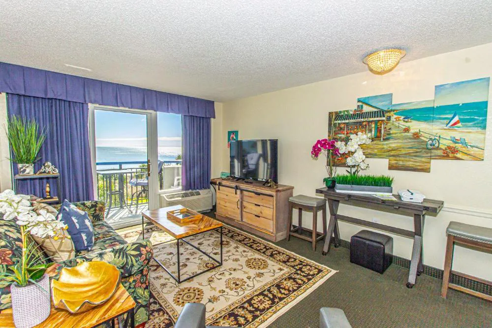 Beautifully Decorated Boardwalk Resort Unit 236 Direct Oceanfront Sleeps 8 hotel hero