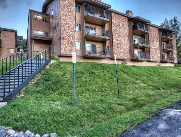 Ski Inn Condominiums by Steamboat Resorts hotel detail image 1