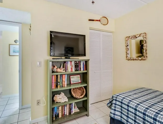 Unit 4101 - Ocean & Racquet Resort hotel detail image 2