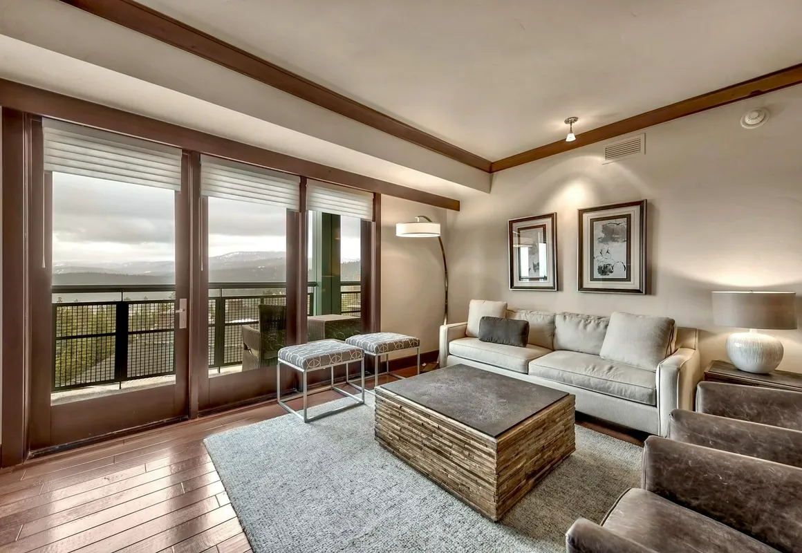 Summer Sale: Constellation S | 3 Bedroom Penthouse Condo by RedAwning hotel hero