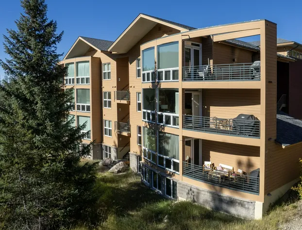 Trademark Condo Short Walk to Shuttle by RedAwning hotel detail image 4