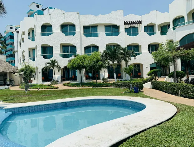 Hotel Playa Caracol hotel detail image 1