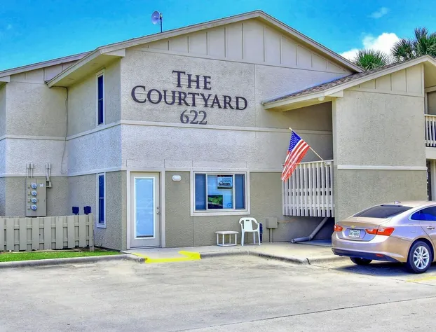 Courtyard #220 hotel detail image 1