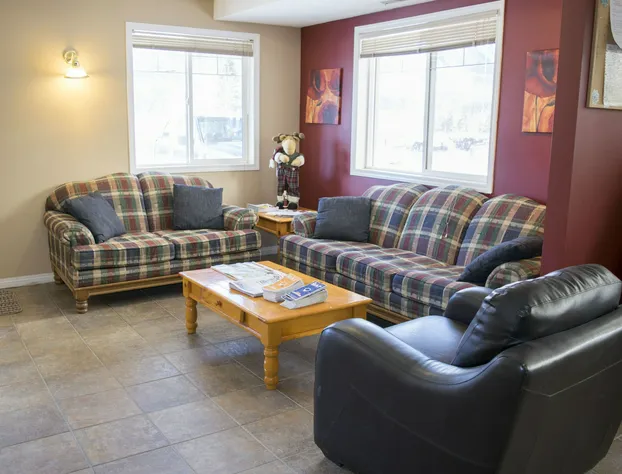 Banff Boundary Lodge hotel detail image 2