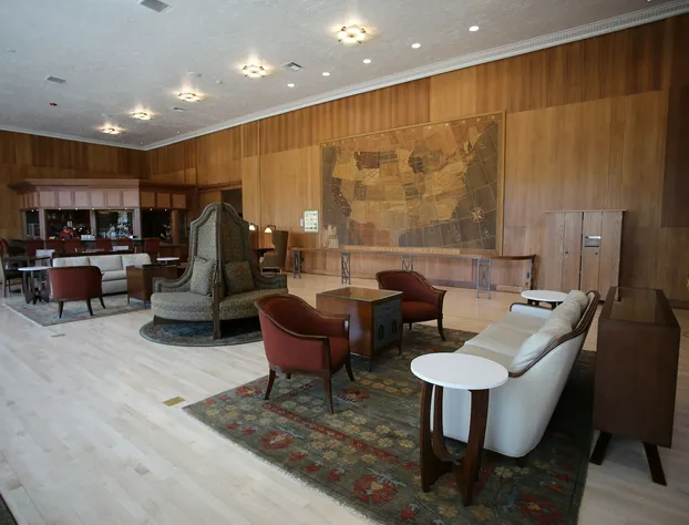 Mammoth Hot Springs & Cabins - Inside the Park hotel detail image 4