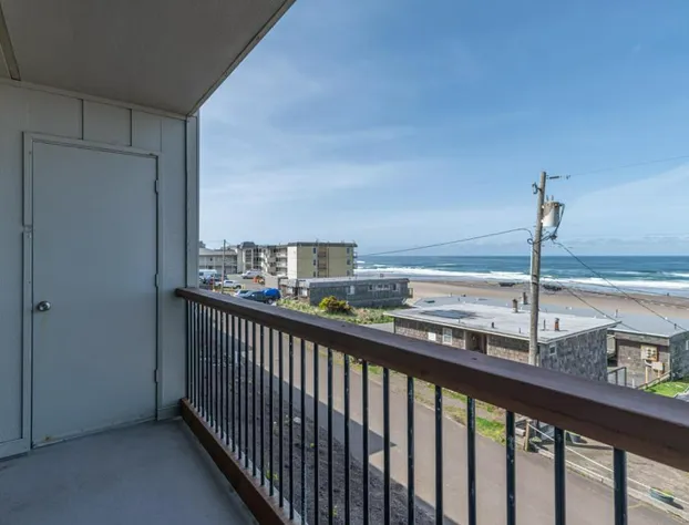 Surftides Plaza Rentals hotel detail image 4